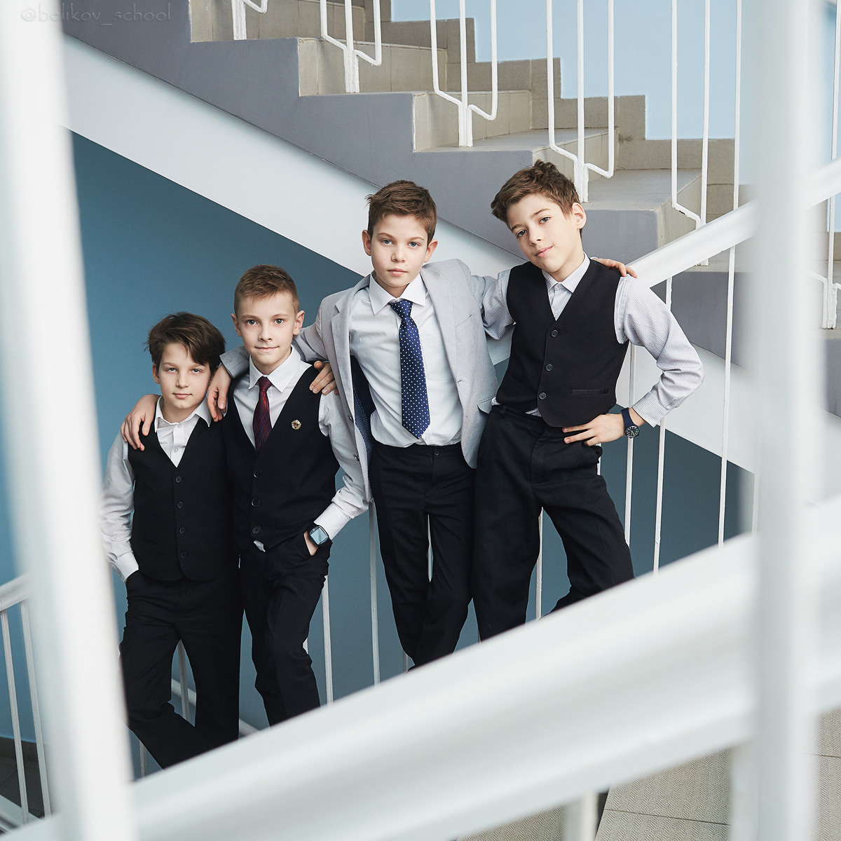Школьные фотографии с друзьями. Школьный фотограф Сергей Беликов