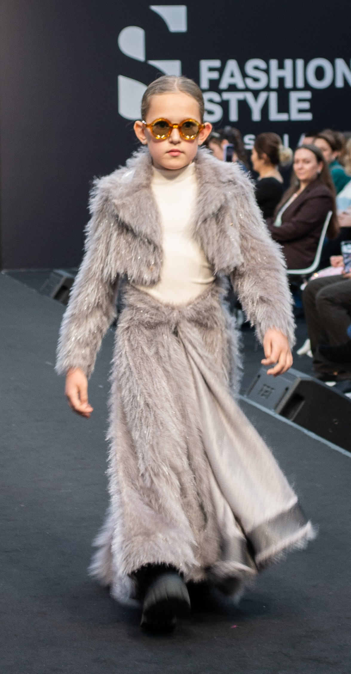 Fashion Style Russia -Детский показ. Victoria Radjevna Репортажный Фотограф — Видеограф Москва • Санкт-Петербург