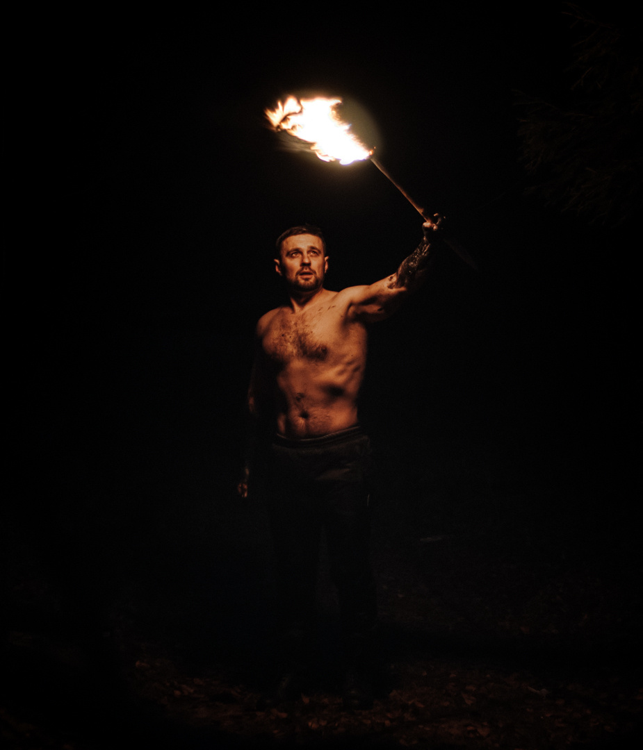 ФАКЕЛА. Портретный фотограф в Москве Антон Орлов