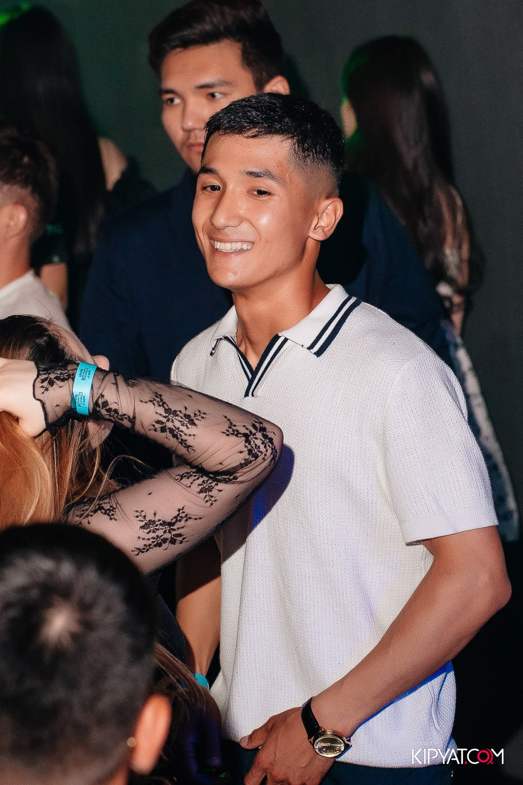 UYAT EMES BAR. КИПЯТКОМ АЛМАТЫ!