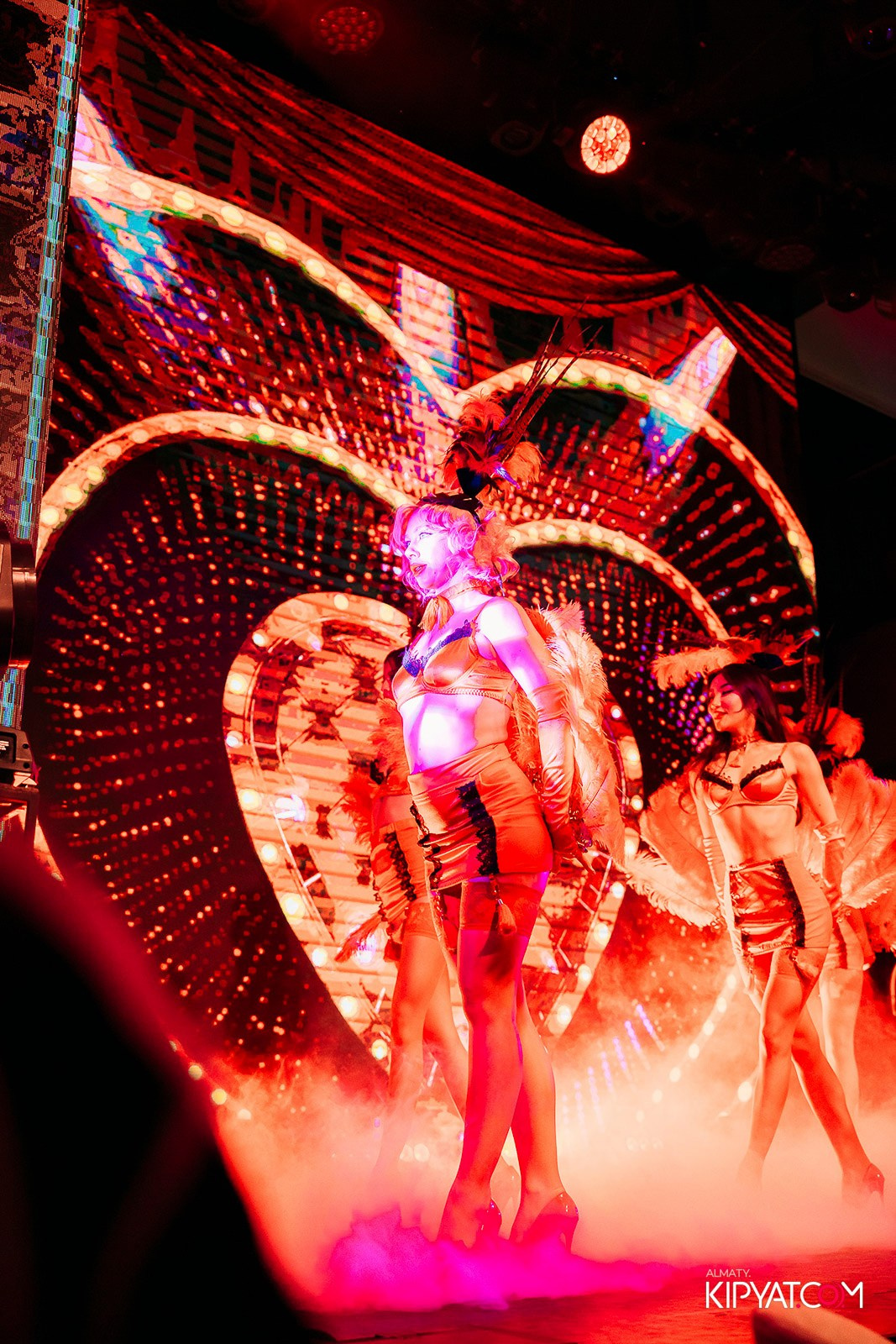 QUEEN. КИПЯТКОМ АЛМАТЫ!