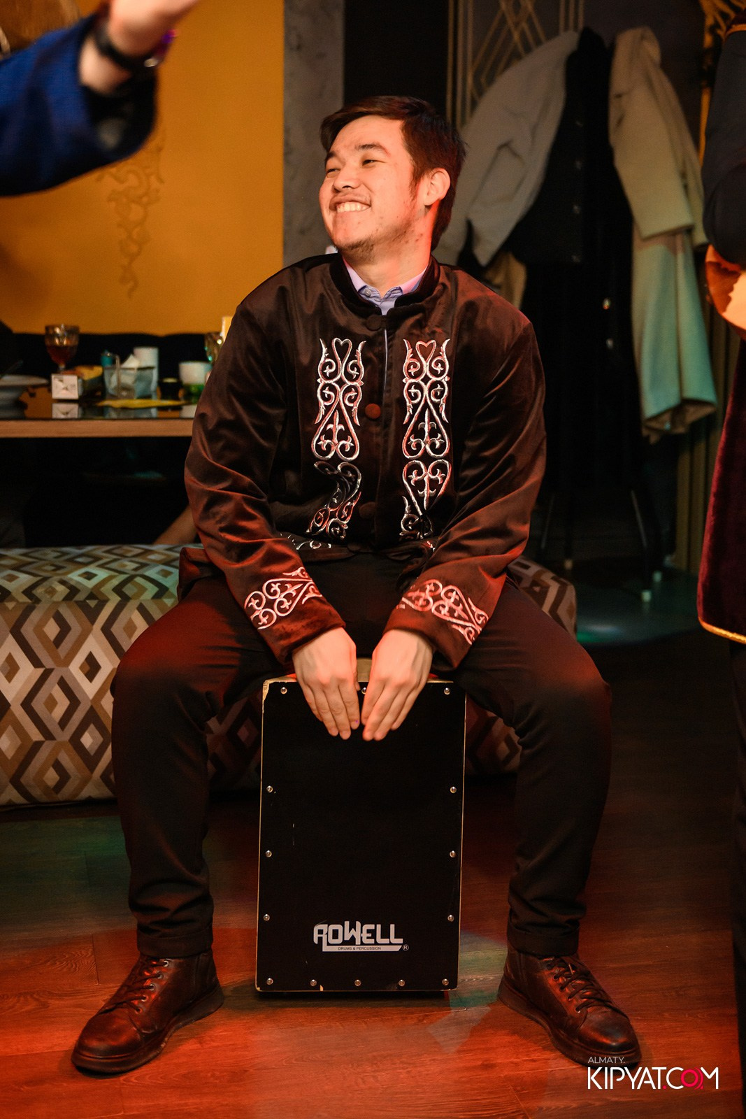 УХО И МЕДВЕДЬ НА ГАГАРИНА. КИПЯТКОМ АЛМАТЫ!