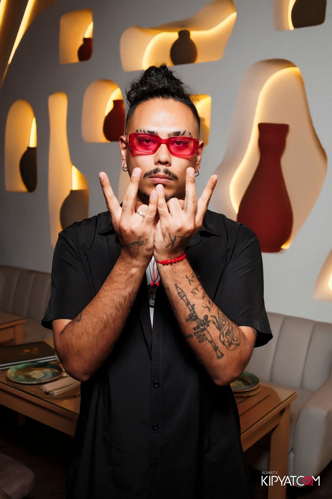 MOOD KARAOKE & TERRACE. КИПЯТКОМ АЛМАТЫ!