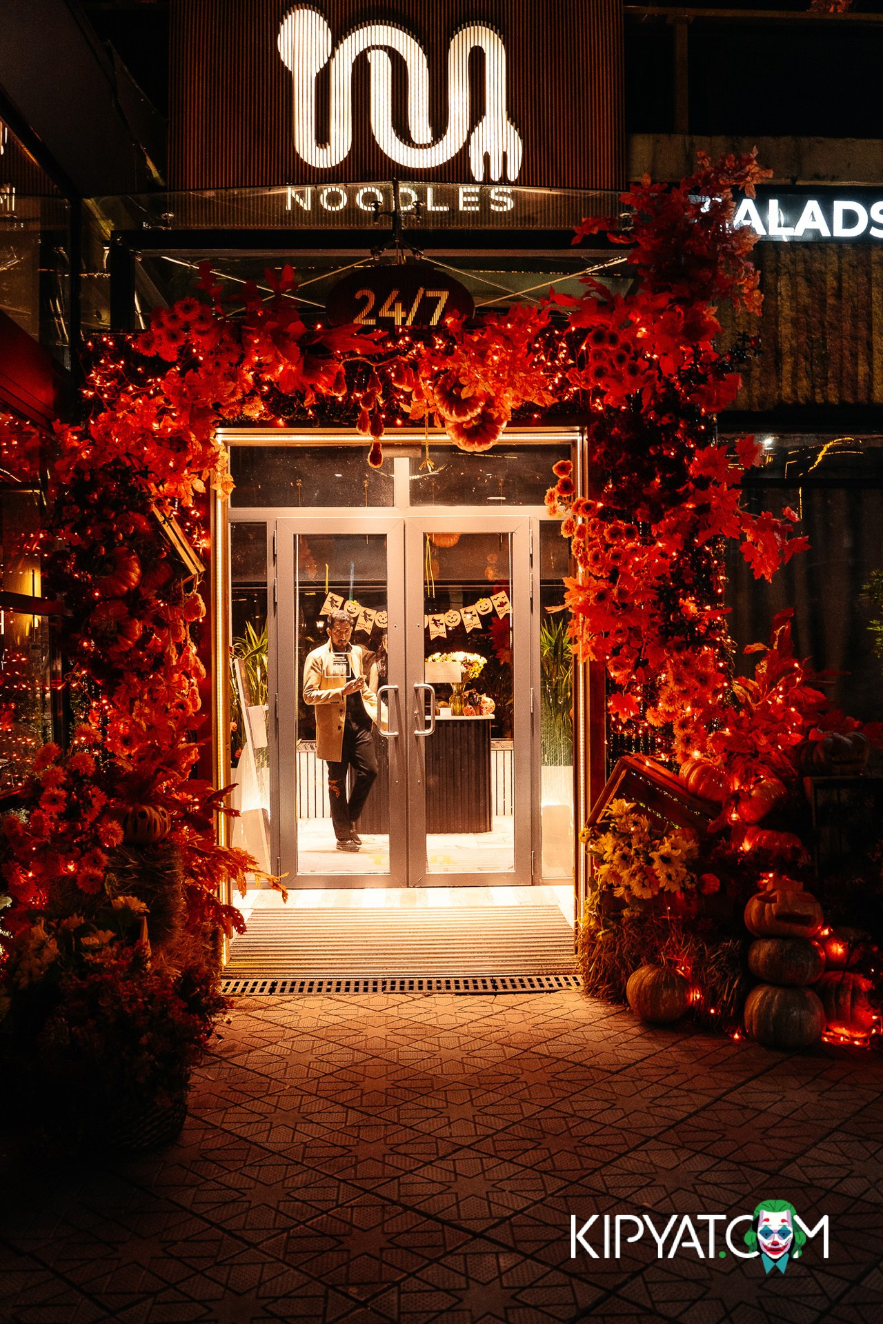 NOODLES. КИПЯТКОМ АЛМАТЫ!