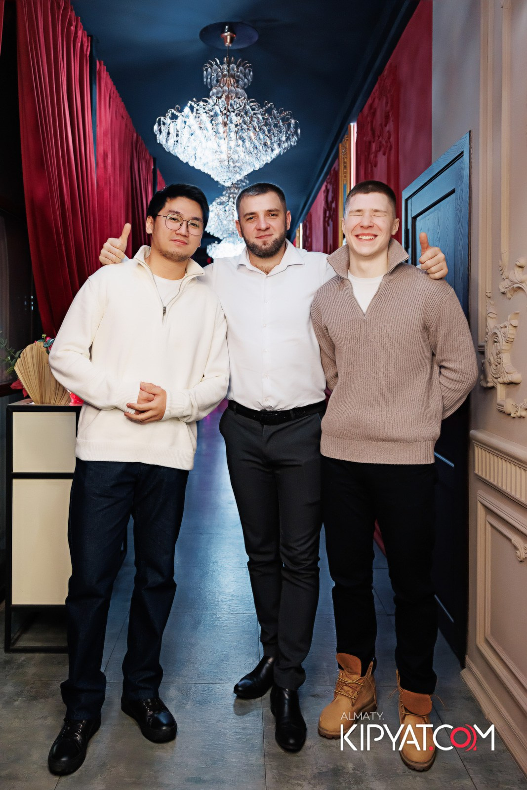 ЗАЯ, НА БИС. КИПЯТКОМ АЛМАТЫ!