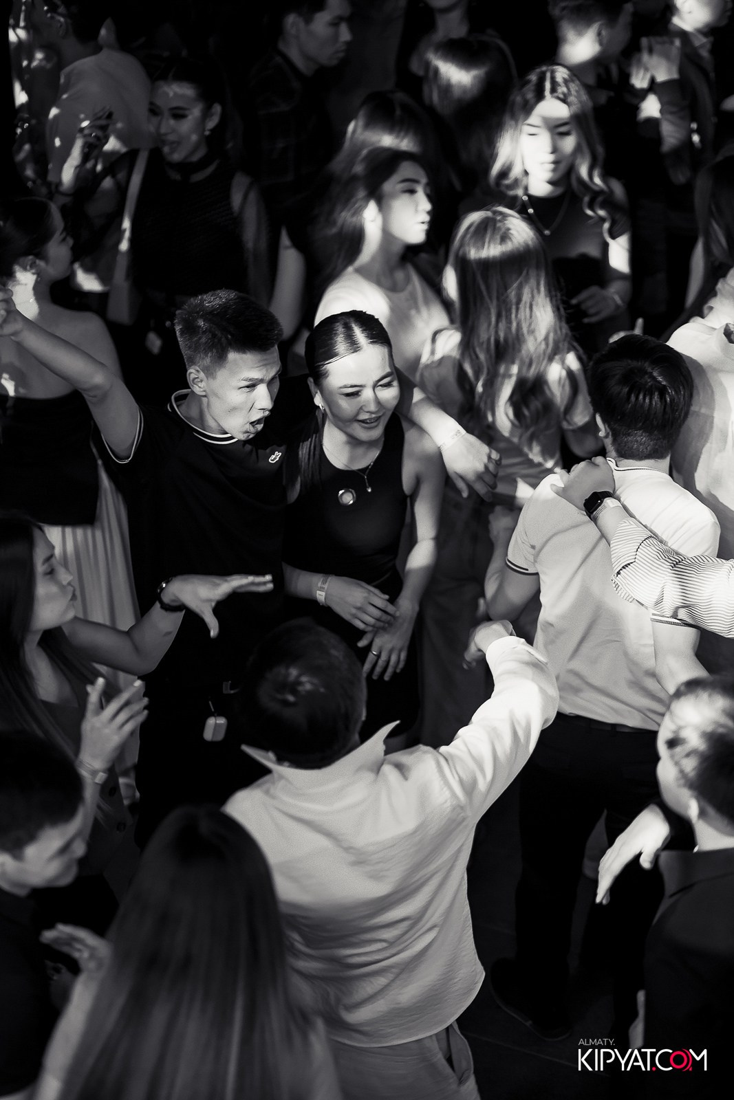 EVENT BAR. КИПЯТКОМ АЛМАТЫ!