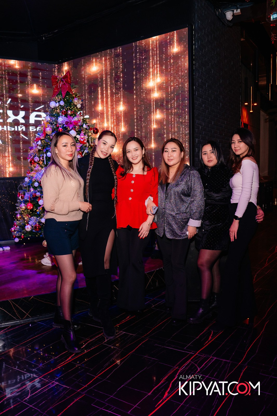 БАР ПАНАЕХАЛИ НА ТОЛЕ БИ. КИПЯТКОМ АЛМАТЫ!