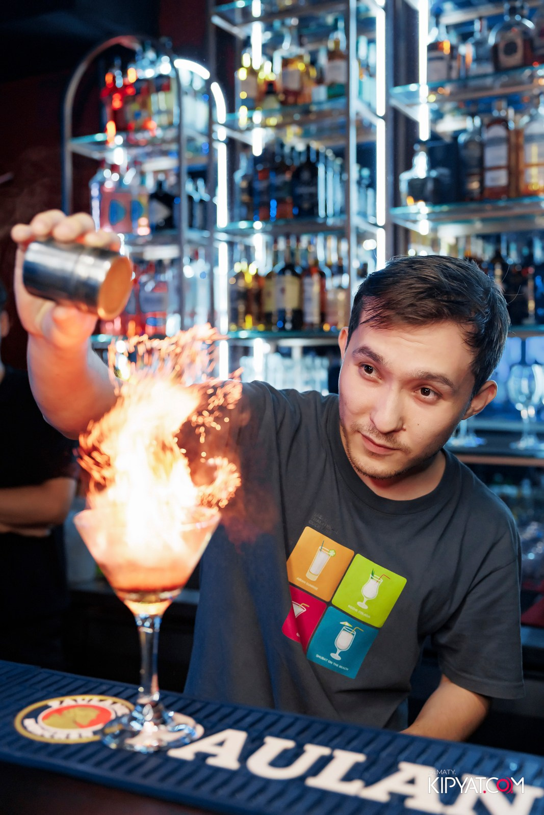 ЗАЯ, НА БИС. КИПЯТКОМ АЛМАТЫ!