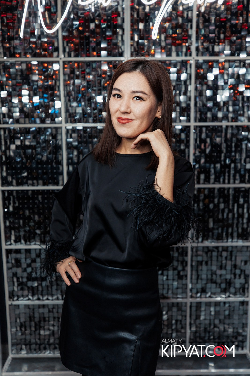 FRIENDS BAR & TERRACE. КИПЯТКОМ АЛМАТЫ!