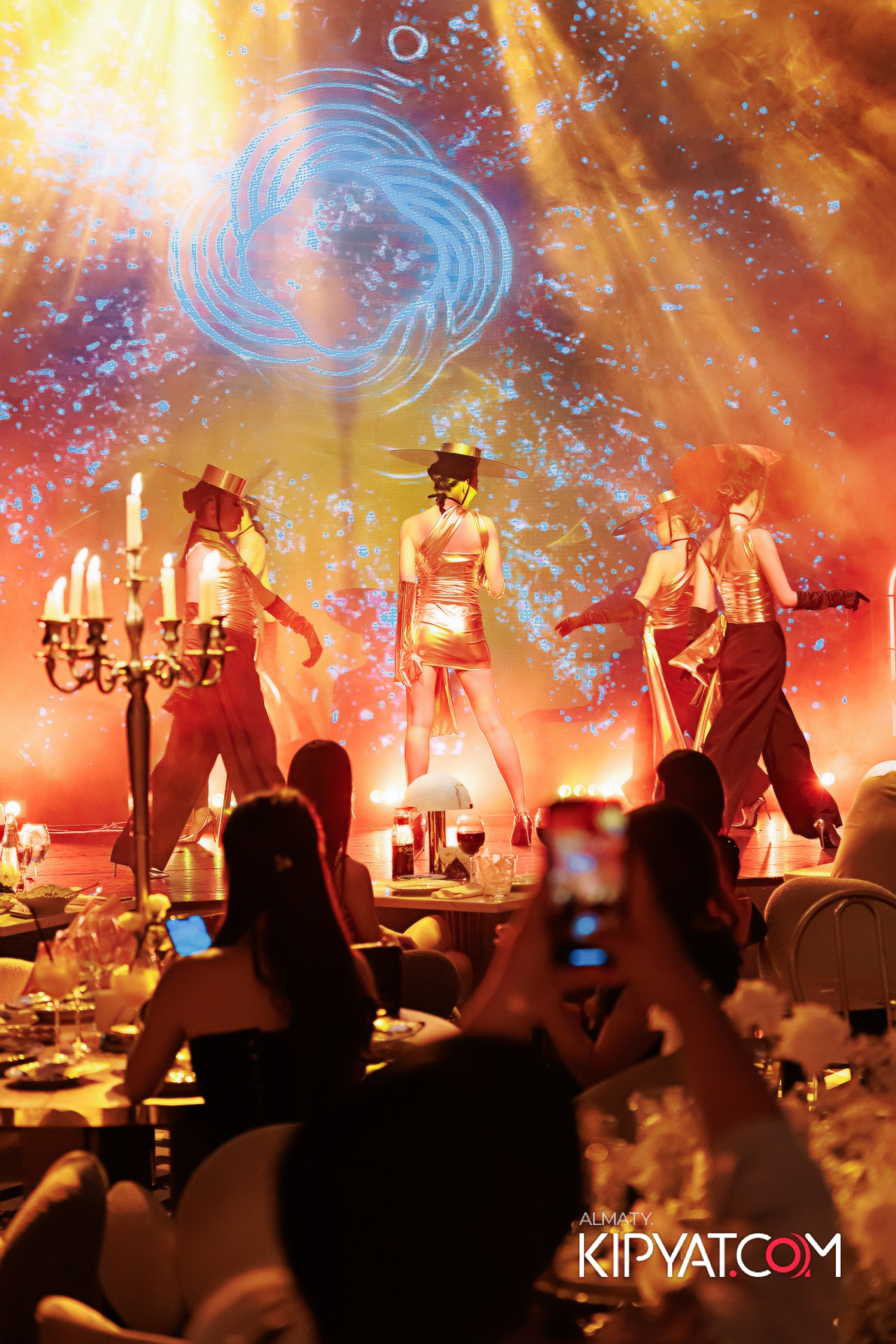 QUEEN. КИПЯТКОМ АЛМАТЫ!