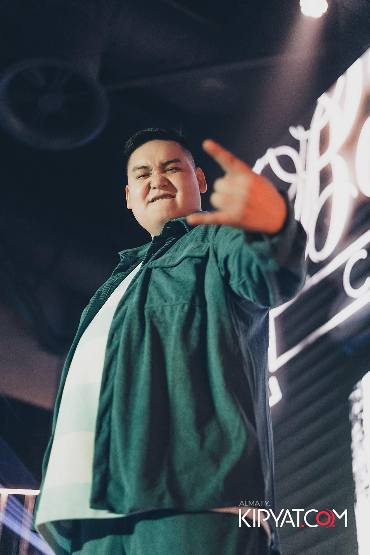 ВЫСТУПЛЕНИЕ ГРУППЫ ВИРУС SANTA BARBARA. КИПЯТКОМ АЛМАТЫ!