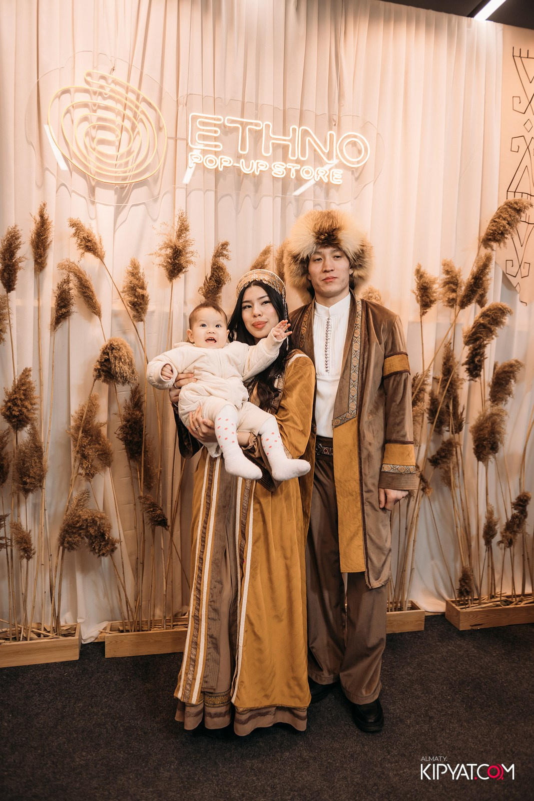 ETHNO POP-UP STORE NAURYZ B SADU ARENA. КИПЯТКОМ АЛМАТЫ!