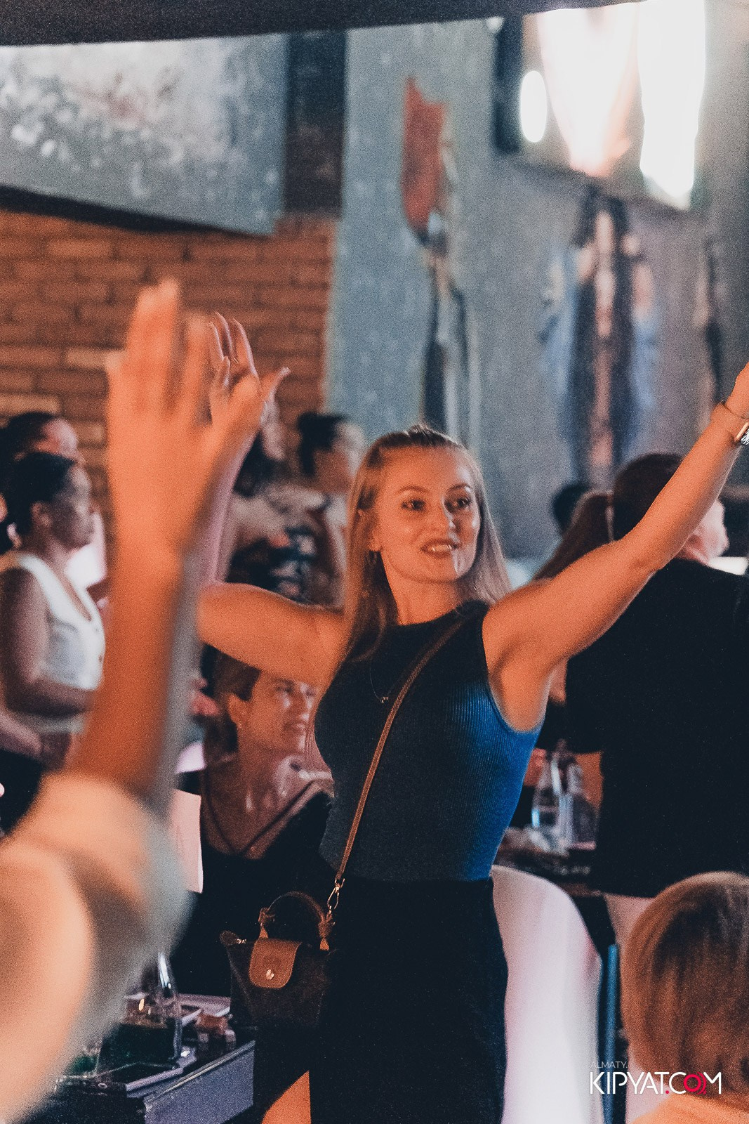 МУЗЫКАЛЬНОЕ ЛОТО В HIT RETRO. КИПЯТКОМ АЛМАТЫ!