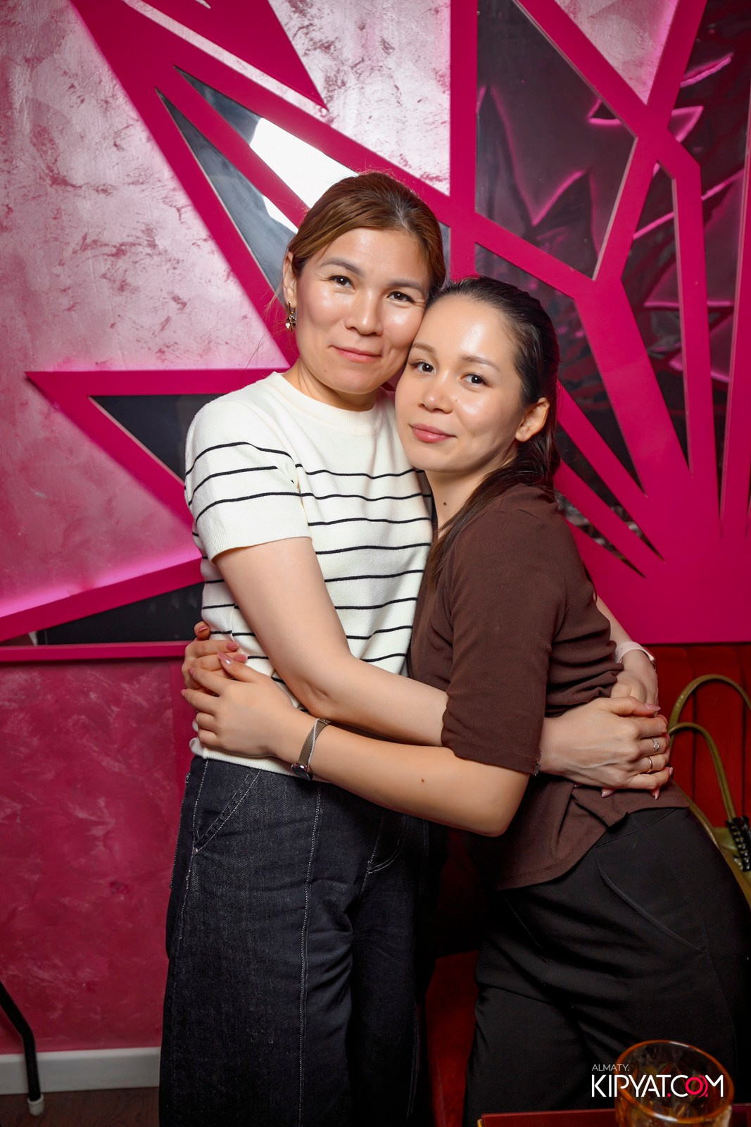 УХО И МЕДВЕДЬ НА ГАГАРИНА. КИПЯТКОМ АЛМАТЫ! Фотосъемка мероприятий в Алматы