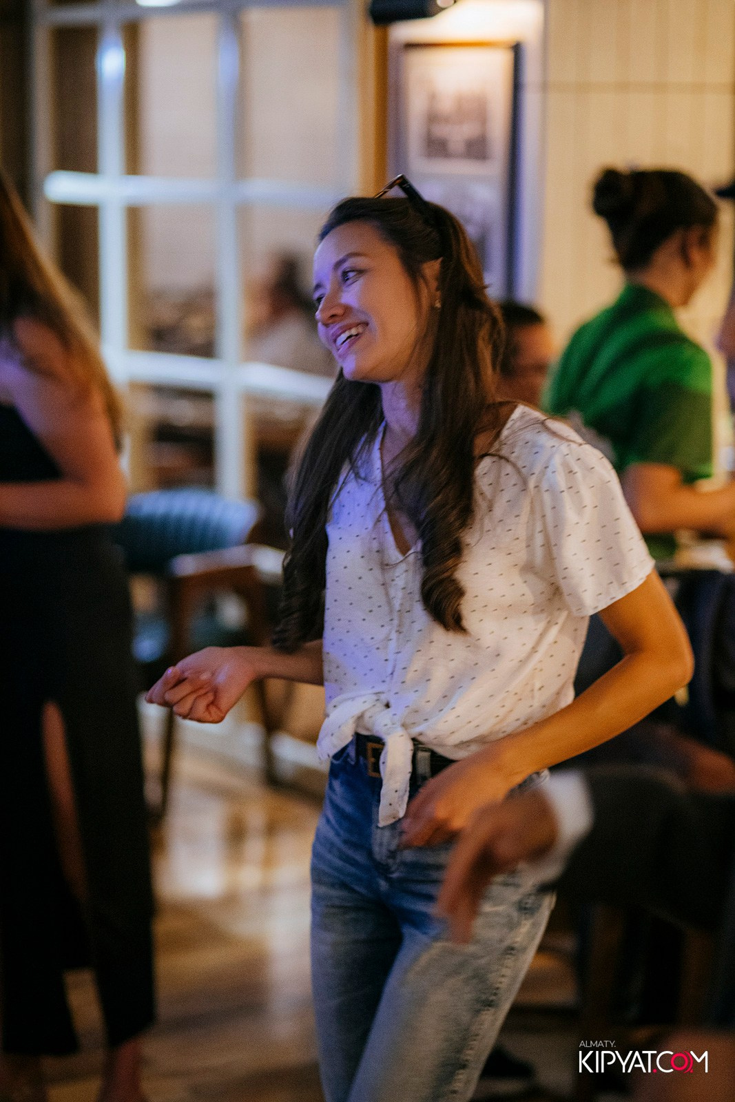 ЖИГУЛИ БАР-ДЕНЬ ЗНАНИЙ. КИПЯТКОМ АЛМАТЫ!