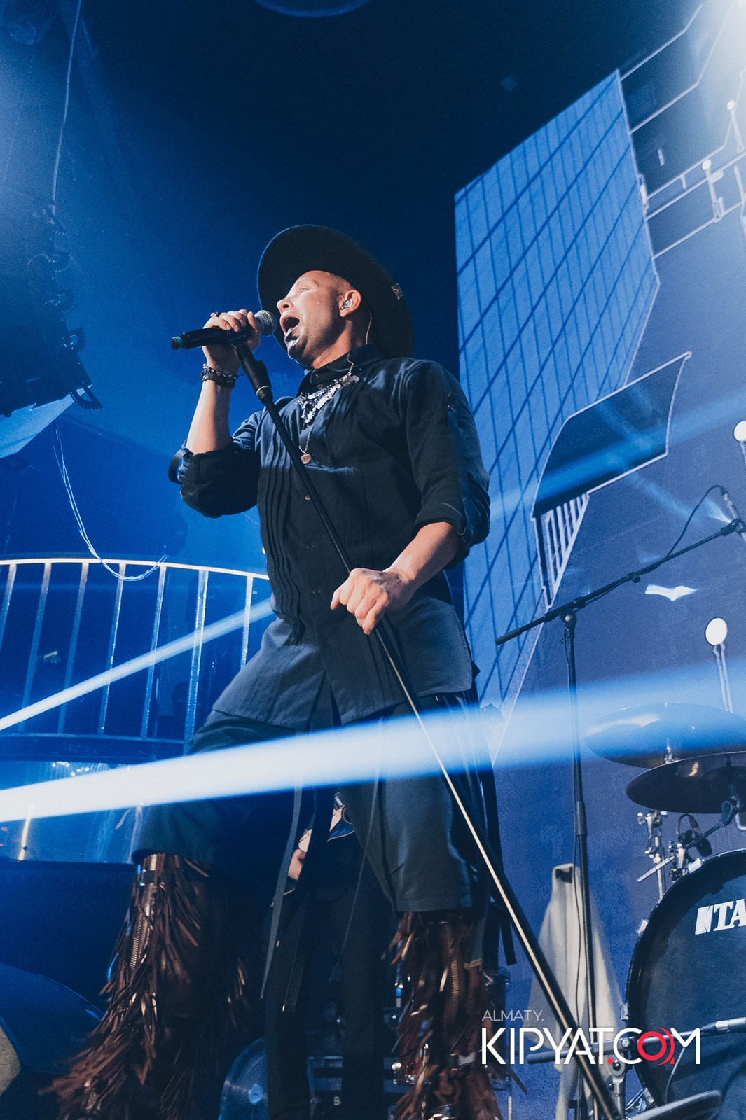 SANTA BARBARA — SPECIAL QUEST МИТЯ ФОМИН. КИПЯТКОМ АЛМАТЫ!