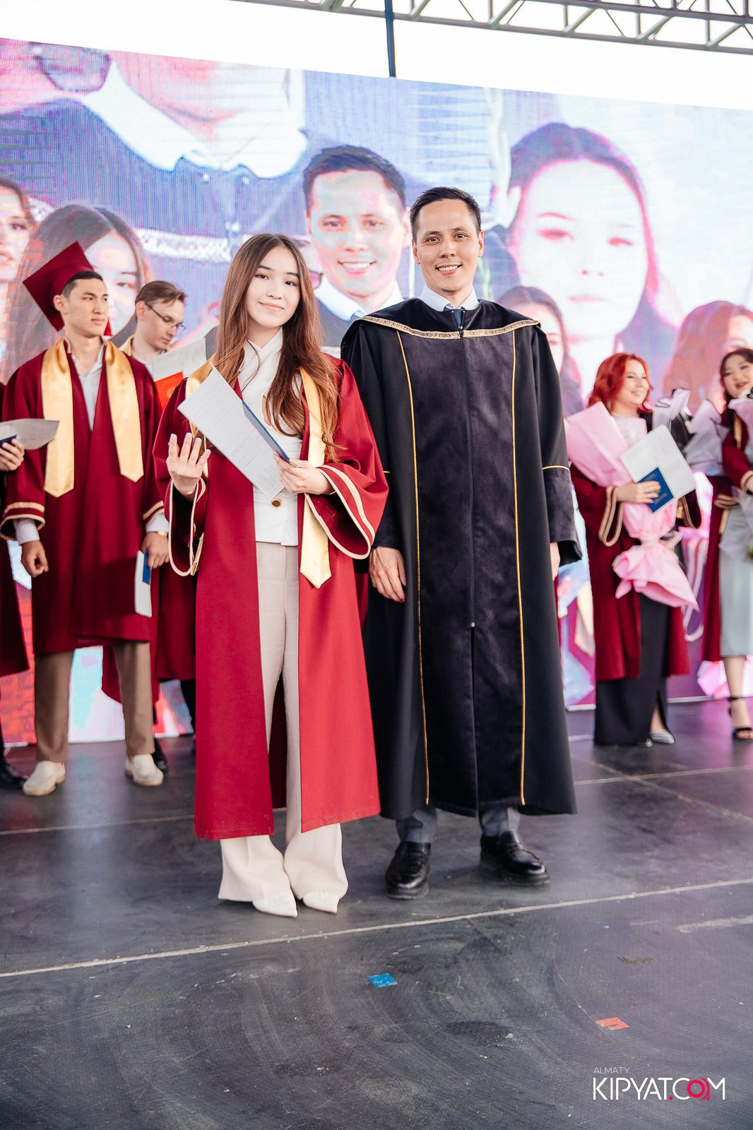 ВРУЧЕНИЕ ДИПЛОМОВ — НАРХОЗ КОЛЛЕДЖ. Part 3. КИПЯТКОМ АЛМАТЫ!