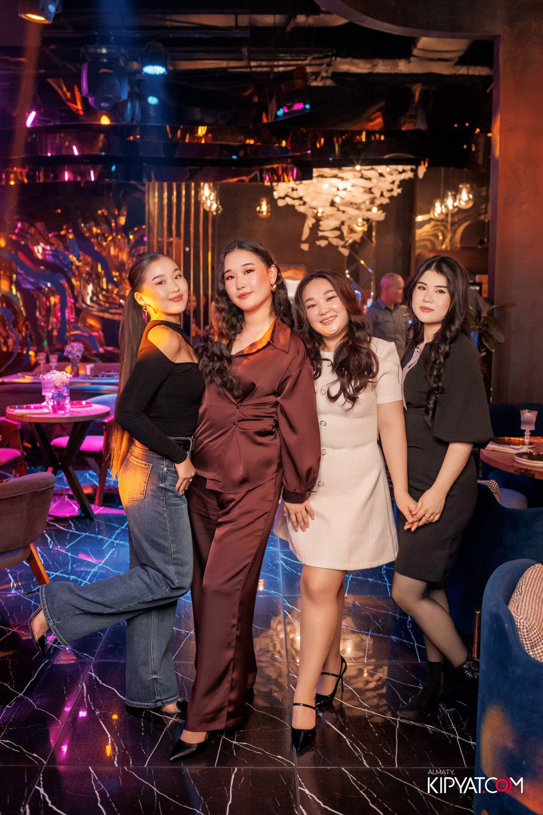 MOOD KARAOKE & TERRACE. КИПЯТКОМ АЛМАТЫ!