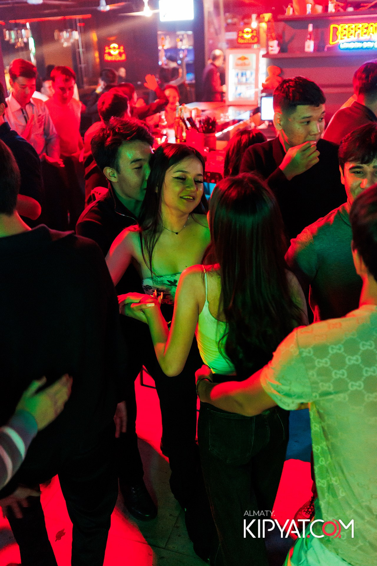 BANGLAROAD BAR SPECIAL GUEST: ASIK. КИПЯТКОМ АЛМАТЫ!