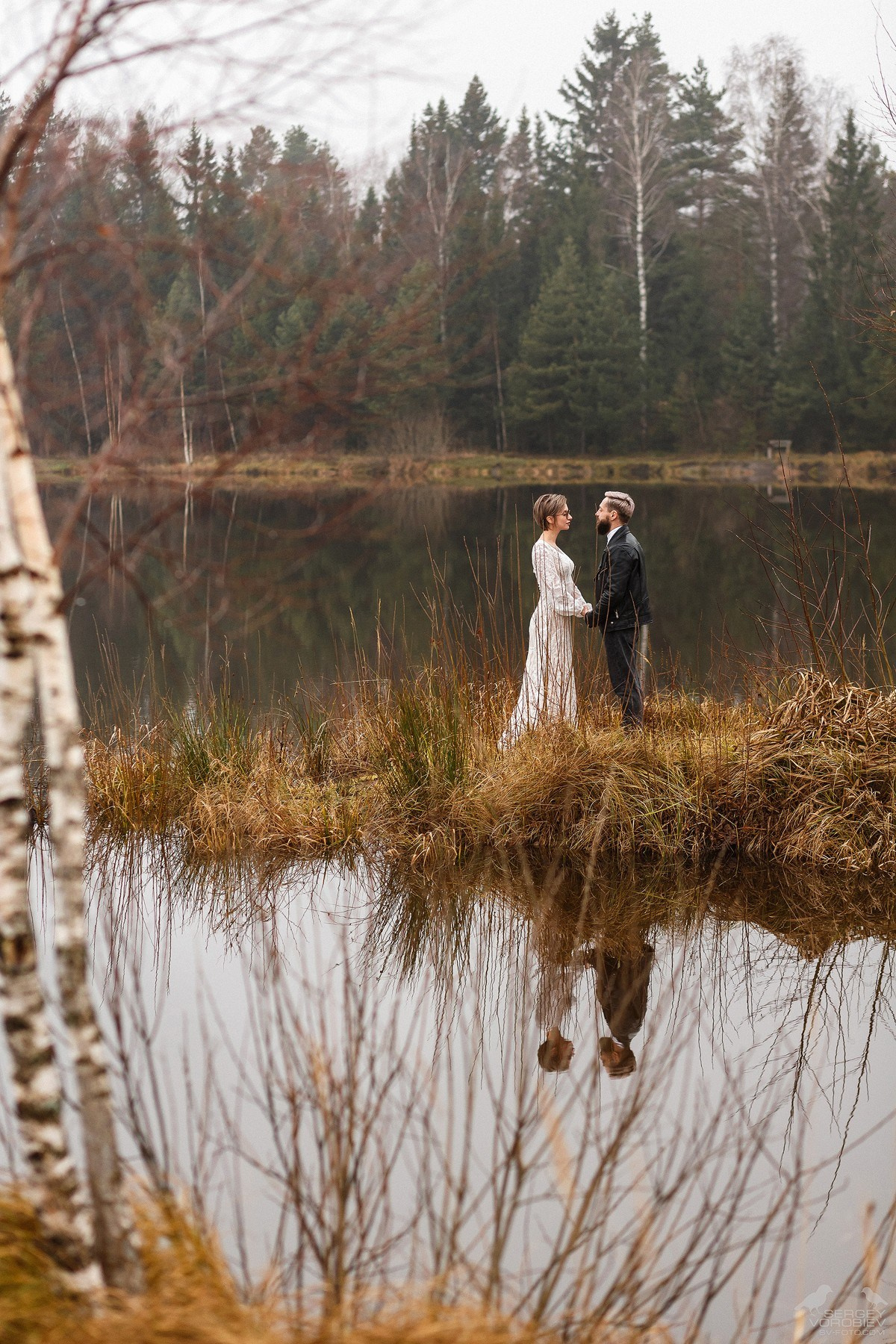 Стильная и дерзкая свадебная фотосессия на природе. Свадебный фотограф в Нижнем Новгороде и Москве Сергей Воробьев