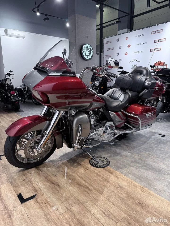 Купить Harley-Davidson CVO Road Glide (Ruby Red / Palladium Silver) (Touring) — подробнее на сайте. Hello Davidson, Москва. Только хорошие мотоциклы…