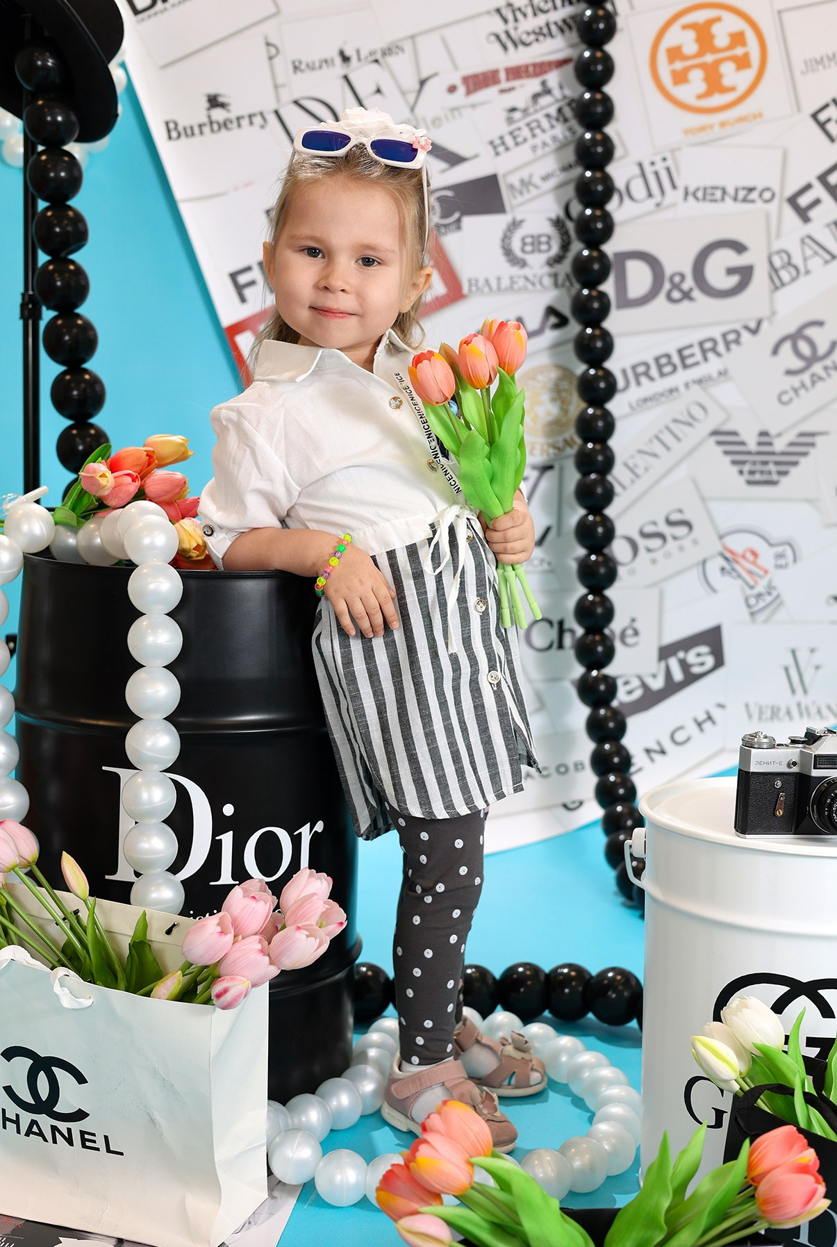 На стиле ФЭШН. Выпускные альбомы в Иваново в детский сад и школу. Александр и Светлана Янкины