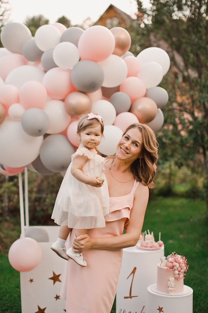 ГОДОВАСИЕ АНЮТЫ. Семейный фотограф новорождённых в Серпухове Юлия Новикова +79637785957