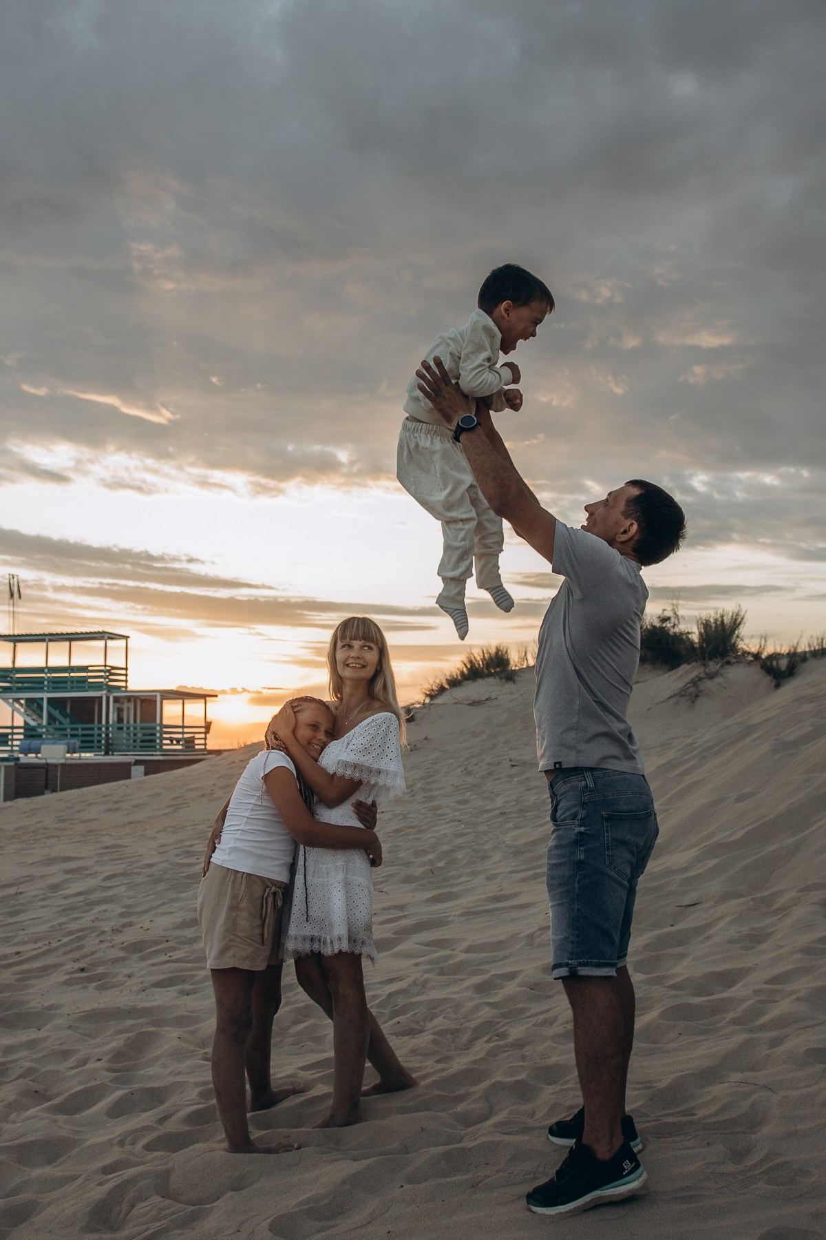Наташа, Степан, Вика и Максим — на память о синем море и теплом песке. Семейный фотограф Новороссийск, Анапа, Геленджик — Юлия Давыдова