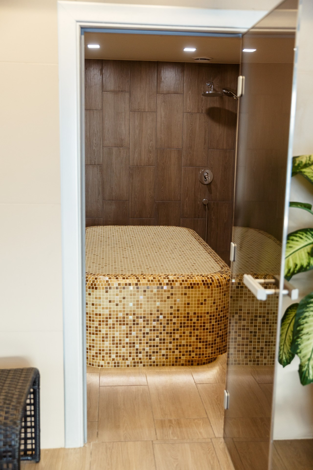 Бассейн Атлант. Фотосъёмка для бизнеса — предметное фото, репортаж с мероприятий, портреты людей, съёмка интерьера и экстерьера