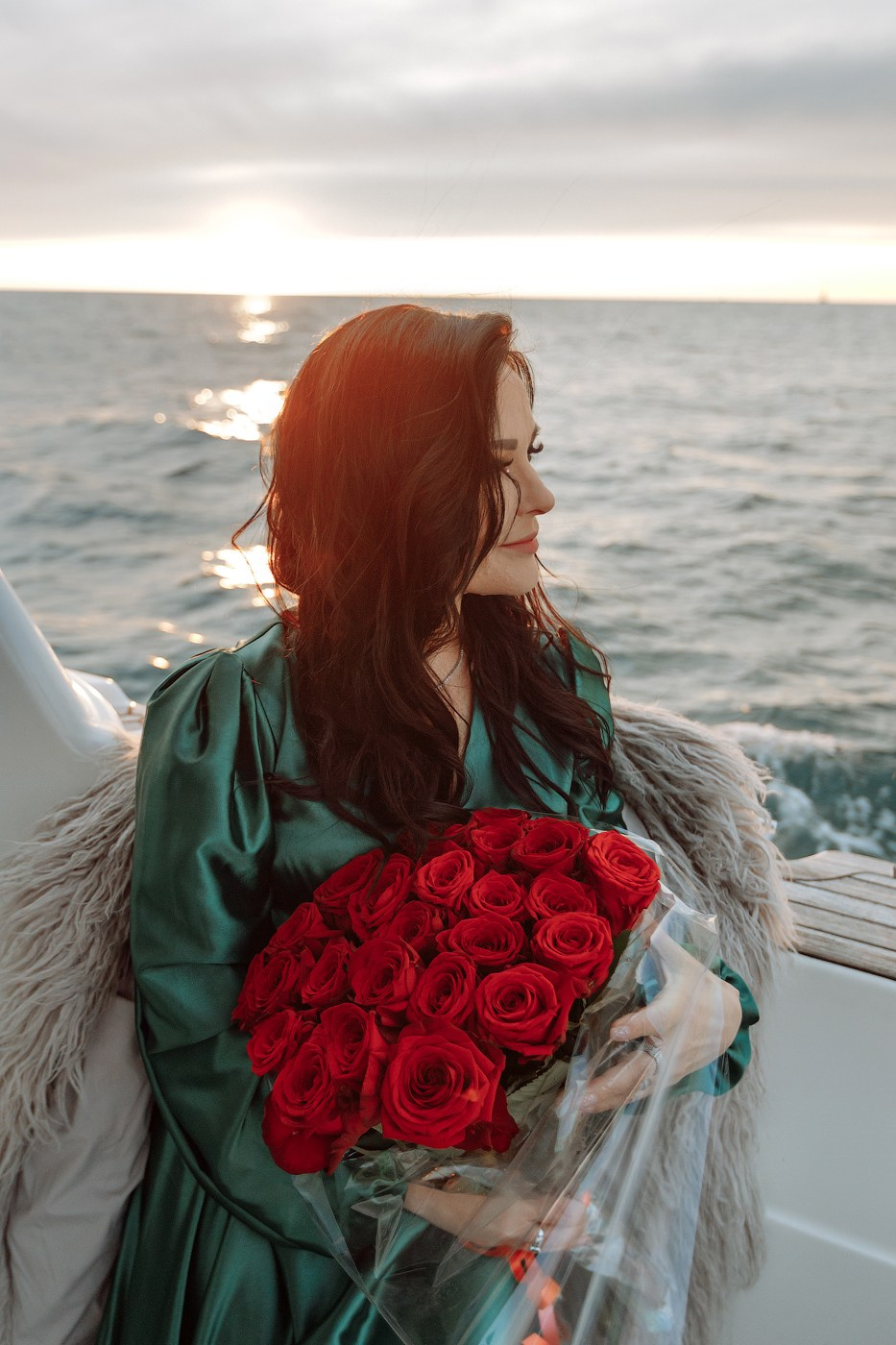 Женский портрет на природе в Сочи. Профессиональный фотограф в Сочи Виктория Джой. Обучение