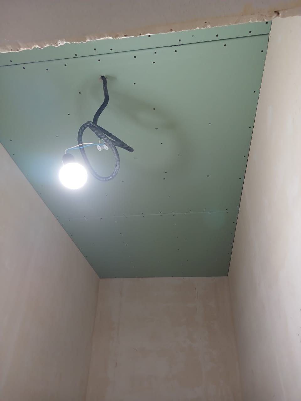 Потолки под шпаклевку