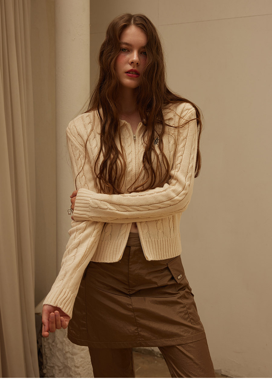 Sophia S. Modeling agency TM MODELS