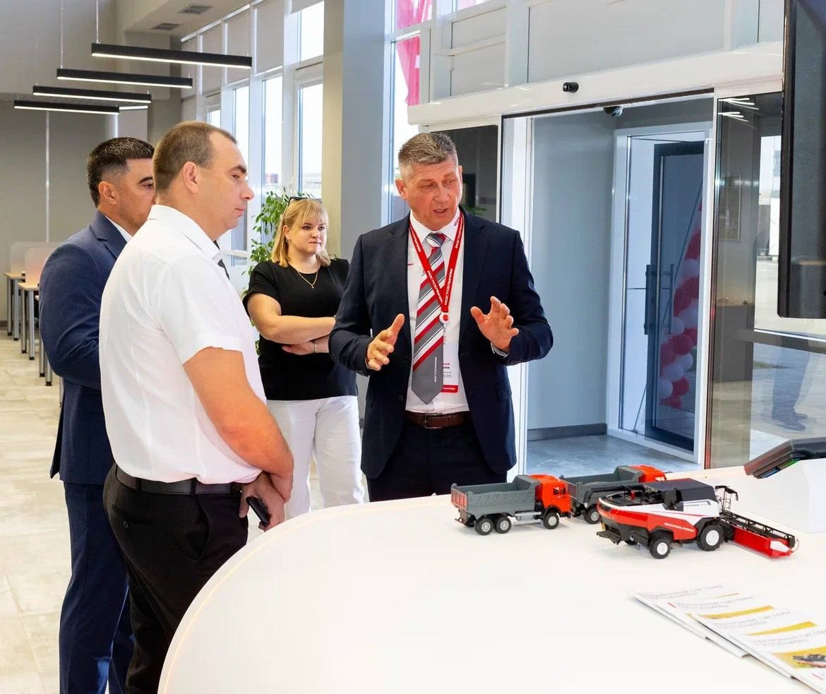 Открытие дилерского центра РОСТСЕЛЬМАШ. Event-агентство «Бутик Событий» Евгении Гарновской