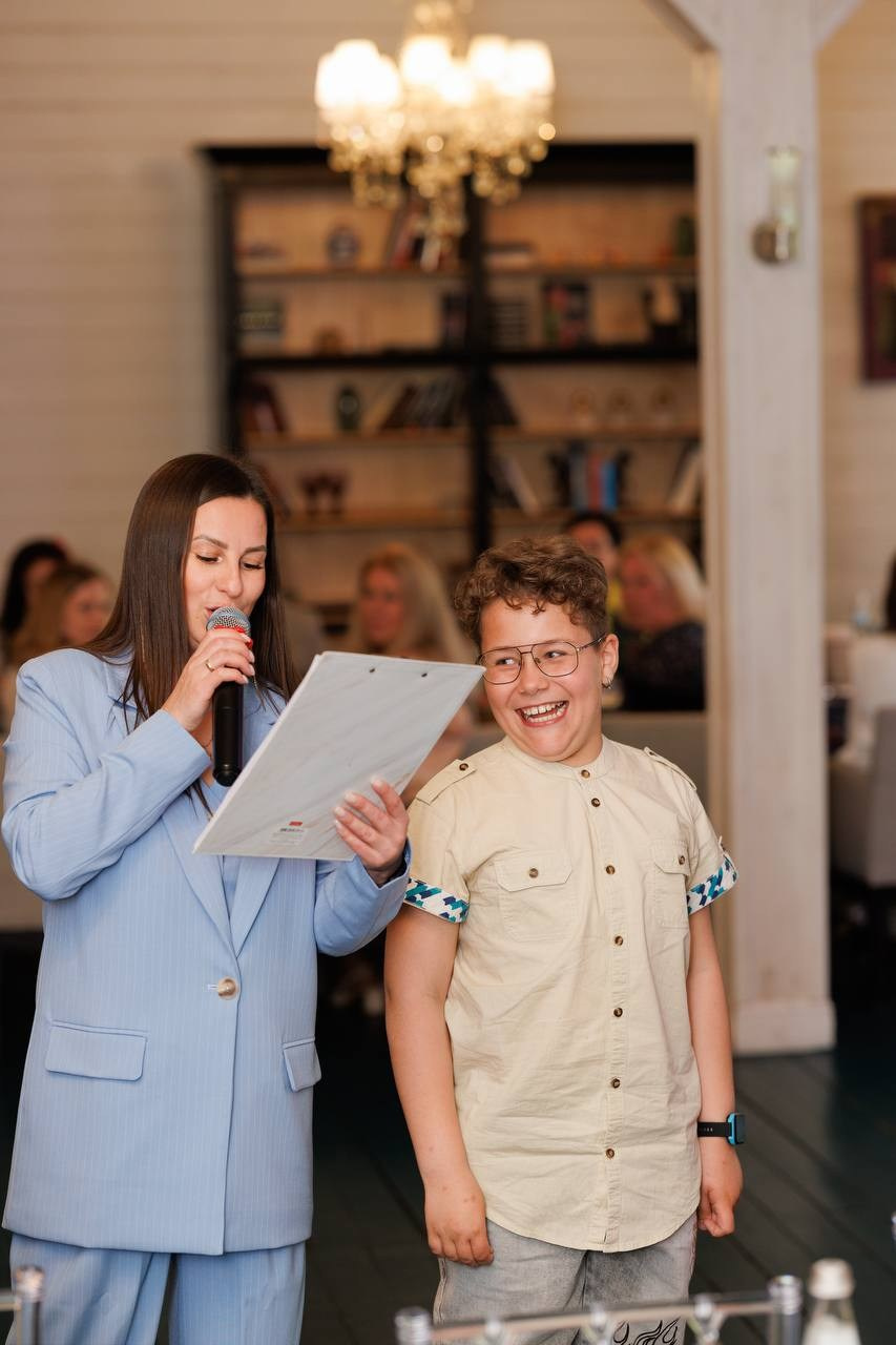 Выпускной 4 класс. Ведущий на свадьбу юбилей корпоратив в Москве и МО Светлана Винокурова