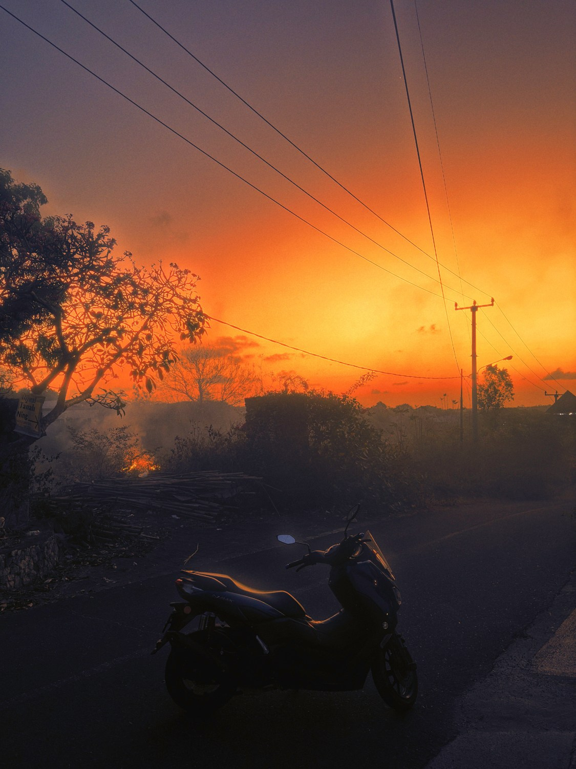 Современная концептуальная фотография о теле, уязвимости и идентичности. Визуальная практика на стиле честности, пост-иронии и искусства.Рекламная фотография, Концептуальная фотография, Современный художник, Психология, Коммерческий фотограф, Репортажный фотограф, Стрит фотография, Арт, Сюрреализм, Мобильная фотография, Снято на айфон, Дима Бурза