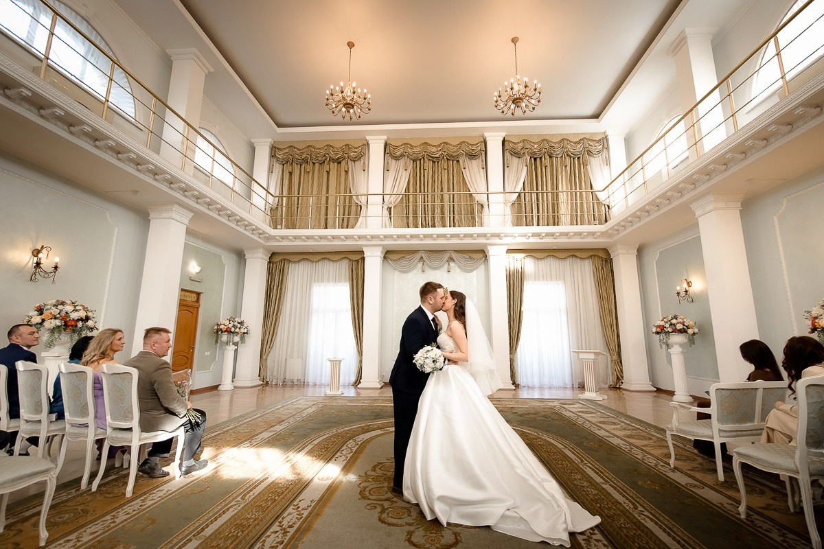 Как получить естественные эмоции на свадебной съёмке: минимальная постановка, максимум жизни. Свадебный фотограф — Санкт-Петербург (СПб) Питер