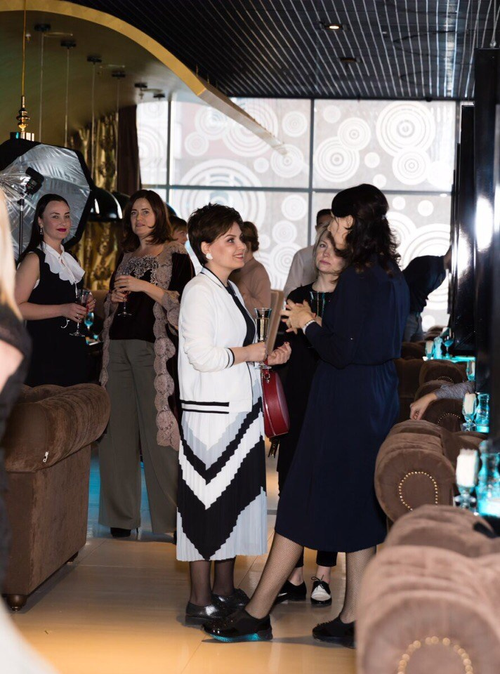 NATASHA DRIGANT & SHELF RESTAURANT. Выпускные альбомы Красноярск