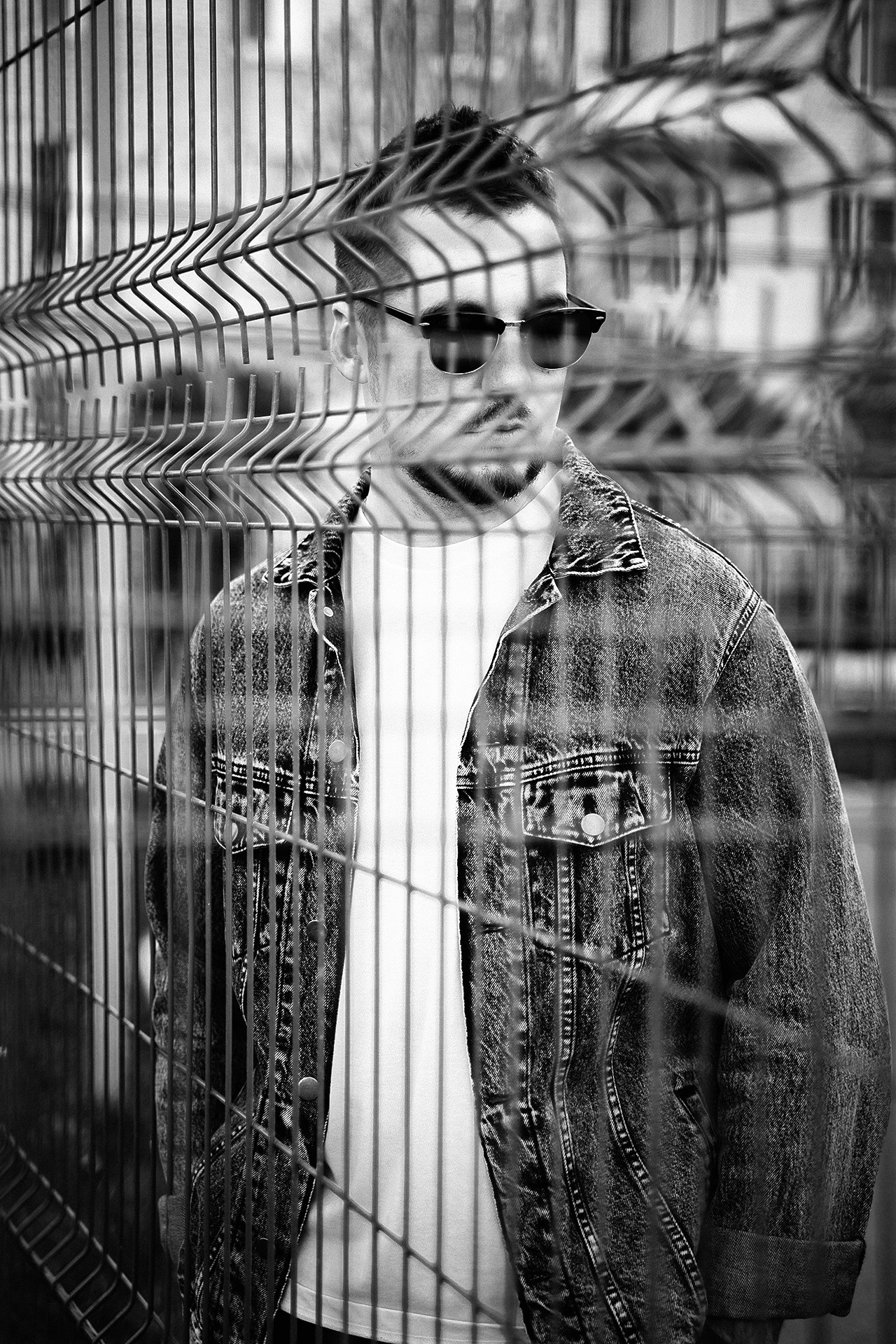 Артем — продюсер. Isakov Alexander official site