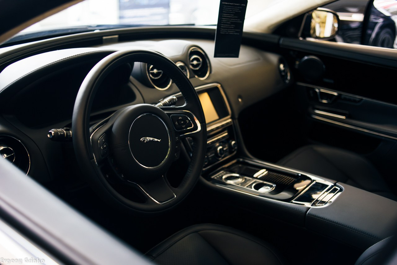 Jaguar & Land Rover. Главная