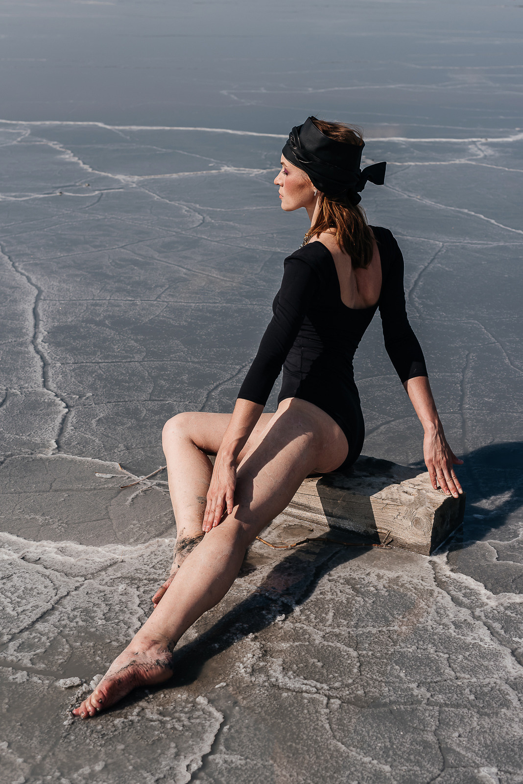 Фотосессия на Алтае, девушка, розовое озеро, бурсоль, черное боди, фэшн фотосессия, fashion photoshoot, фотограф, фотограф в новосибирске, фотограф новосибирск, фотосессия новосибирск, заказать фотографа в новосибирске, портретный фотограф новосибирск, женский фотограф новосибирск, фотосессия на природе, фотосессия летом, летняя фотосессия