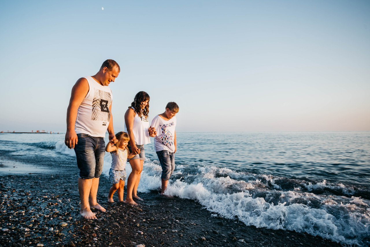 ПАЛЬМЫ+МОРЕ. Милана Довгаль - семейный фотограф и видеограф  в Адлере и Сочи