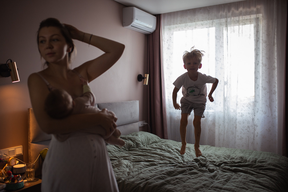 Фотосессия в домашних условиях семьи из четырех человек. Семейный и школьный фотограф в Москве Анна Ткач