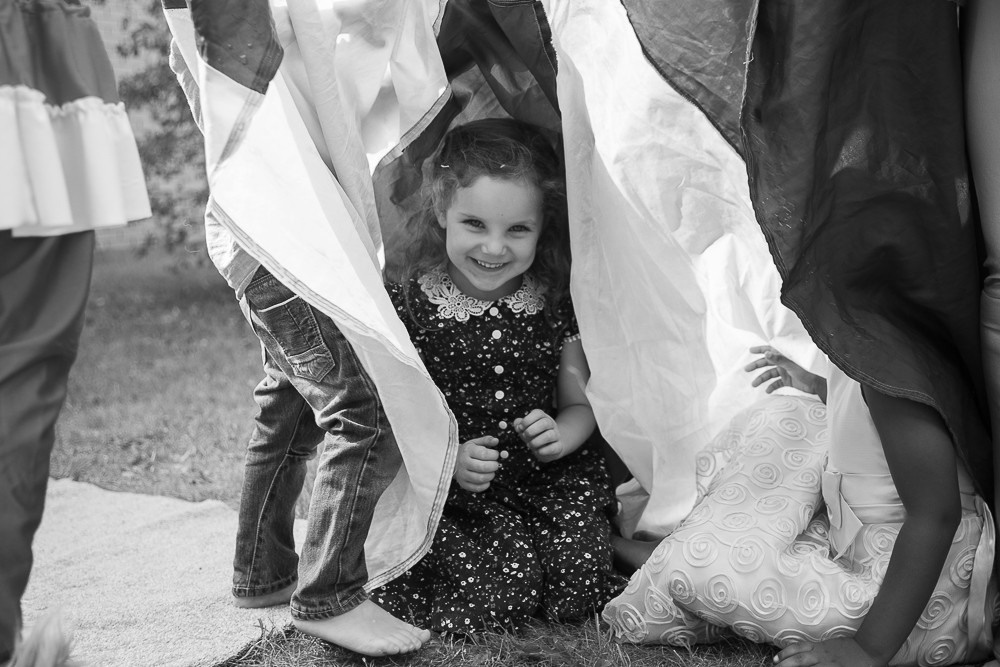 Репортажная съемка детского дня рождения в загородном доме. Семейный и школьный фотограф в Москве Анна Ткач