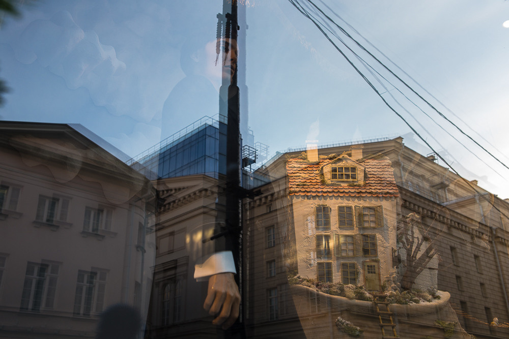 Фотопрогулка маленькой девочки по предновогодней Москве. Семейный и школьный фотограф в Москве Анна Ткач