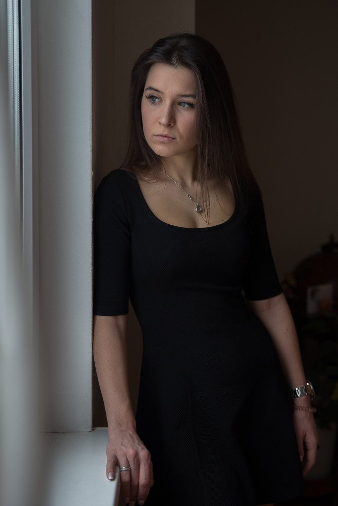 Простые портреты с естественным светом в интерьере. Семейный и школьный фотограф в Москве Анна Ткач