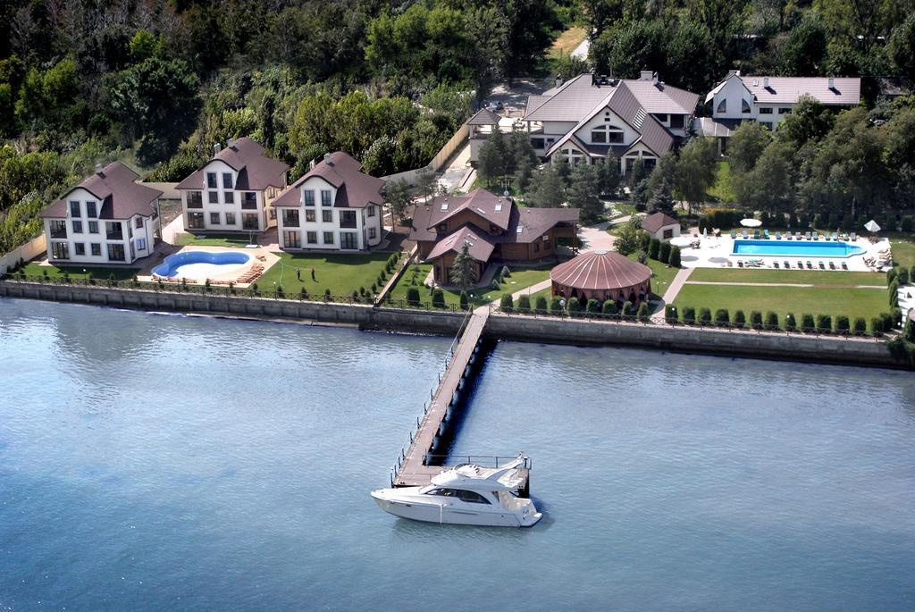 Высокий берег. Свадебный фотограф Ростове-на-Дону