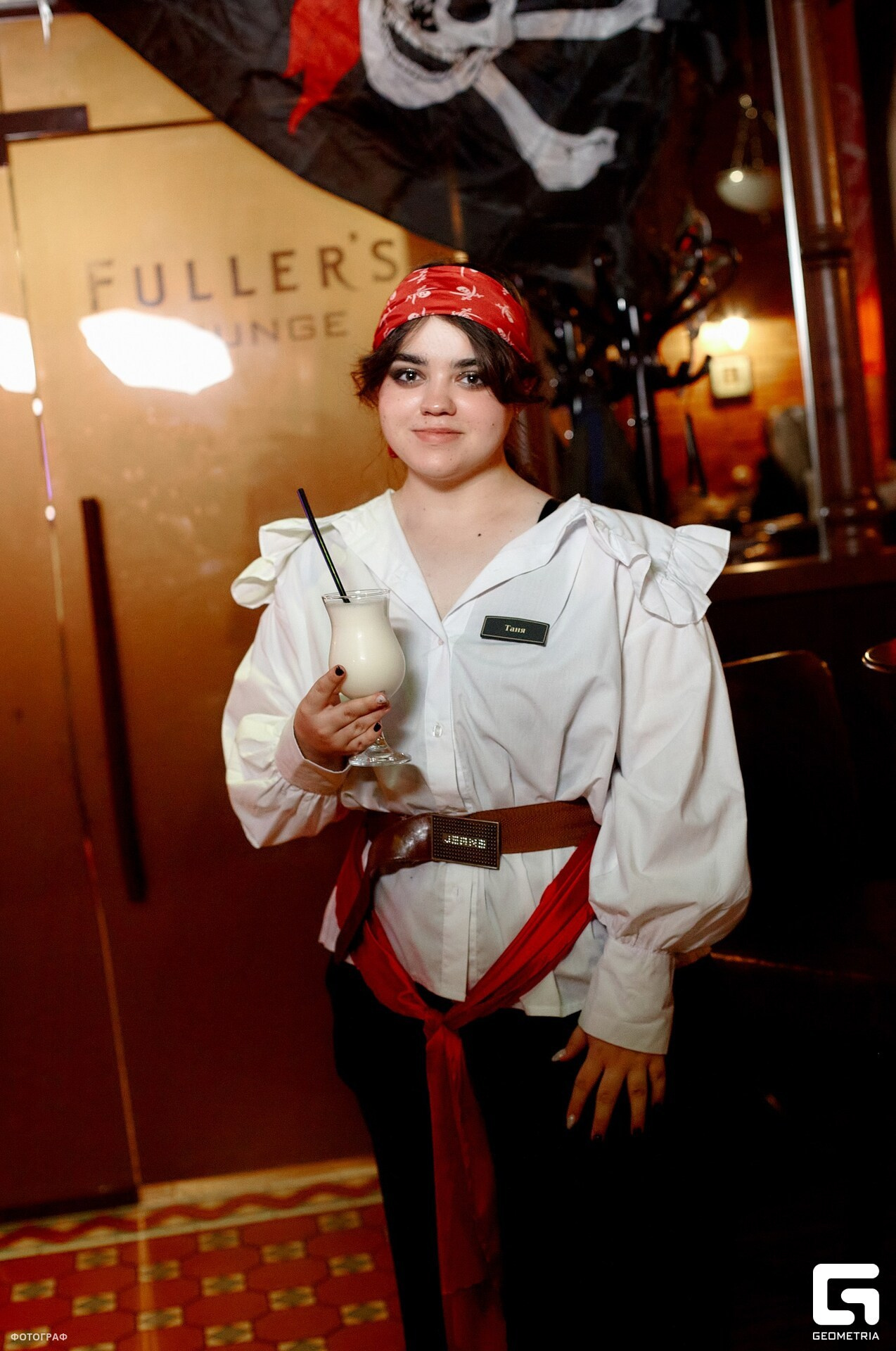 Пиратская вечеринка в ресторане FULLER’S. Виктория Ларина — Портретный профессиональный фотограф в Иркутске