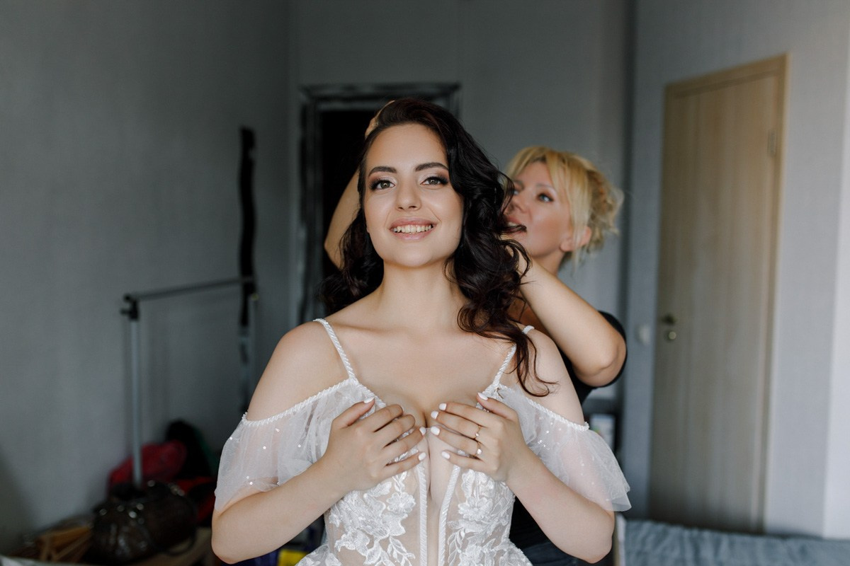 Свадебная фотосессия на Невском. Свадебный фотограф СПБ