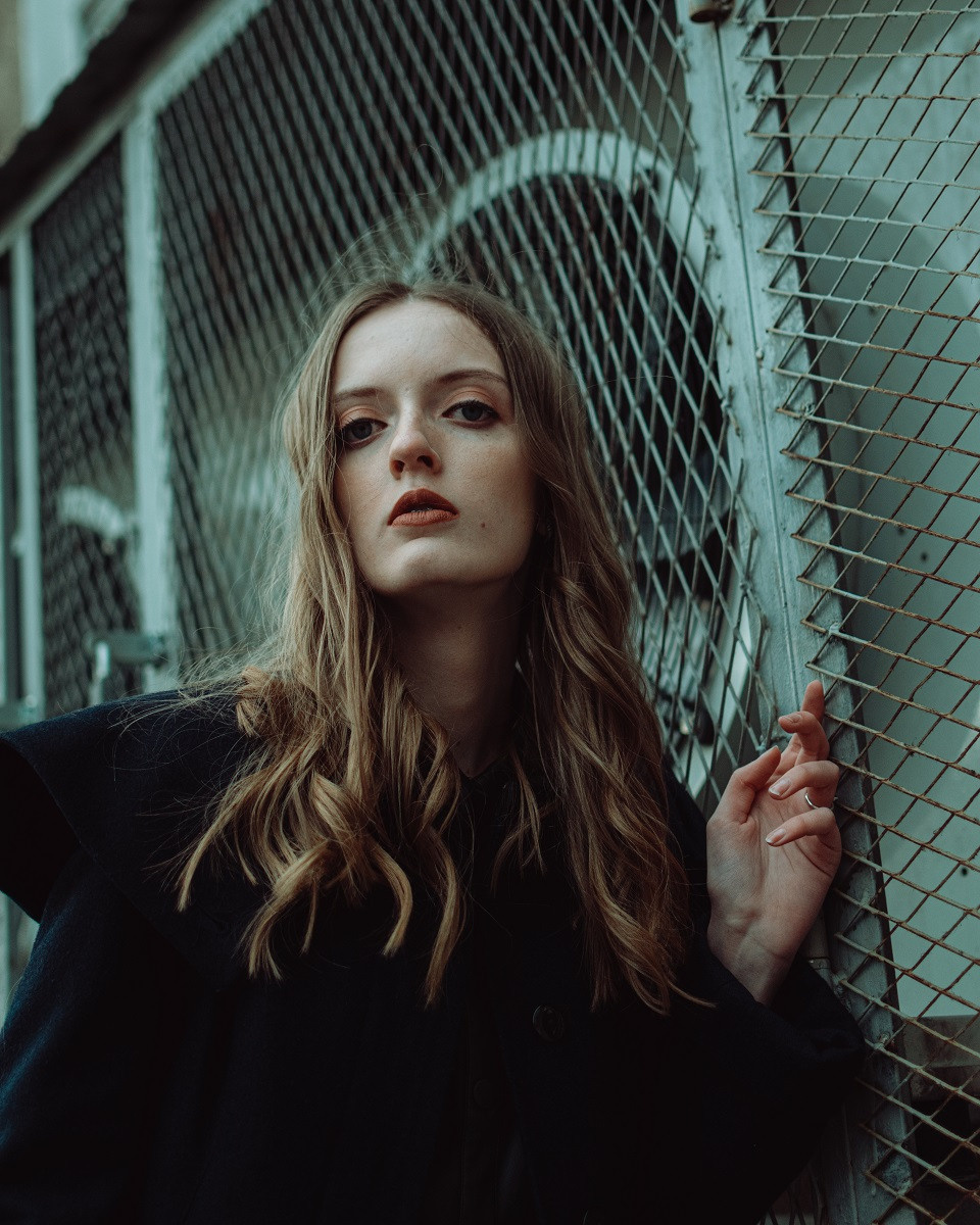 Креативная тематическая индивидуальная портретная съёмка. Фотограф Екатеринбург для вас или вашего бренда