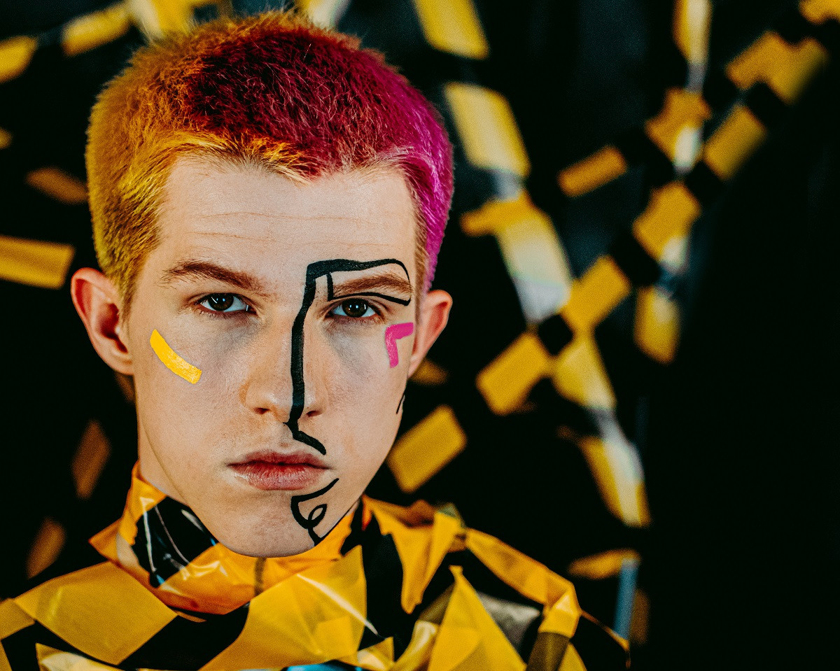 Креативная тематическая индивидуальная портретная съёмка. Фотограф Екатеринбург для вас или вашего бренда